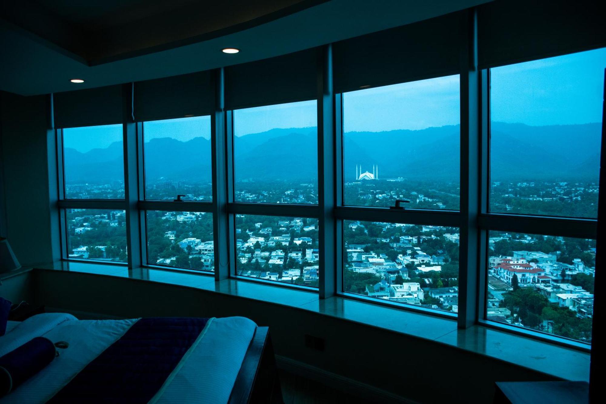 Centaurus Hotel Suites イスラマバード エクステリア 写真